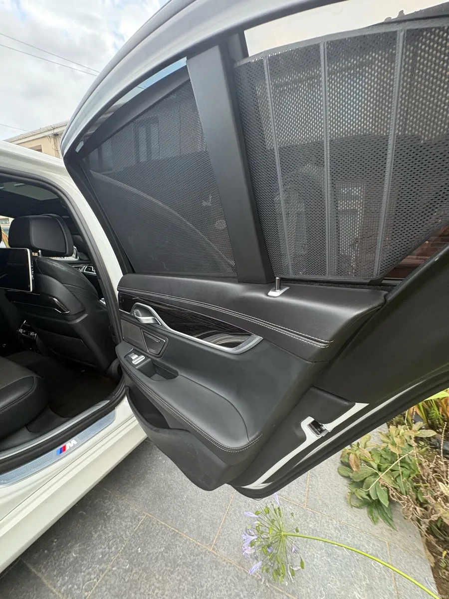 BMW 740e - Image 6