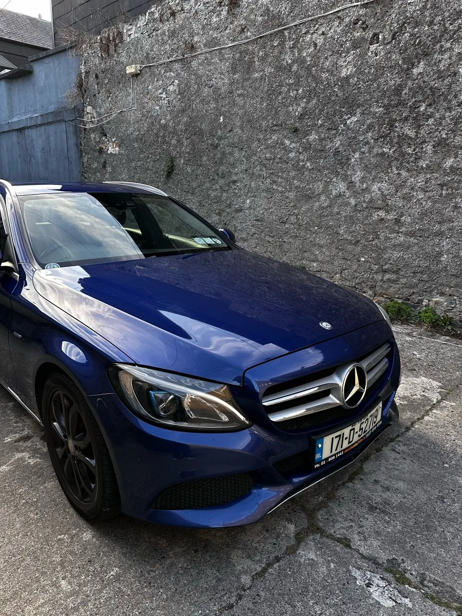 Mercedes C350e - Image 3