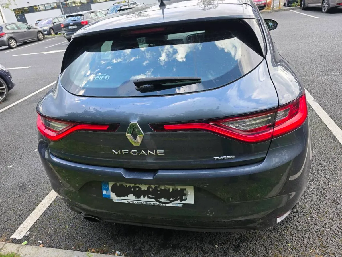 Renault megane 2018. Automatic - Image 6