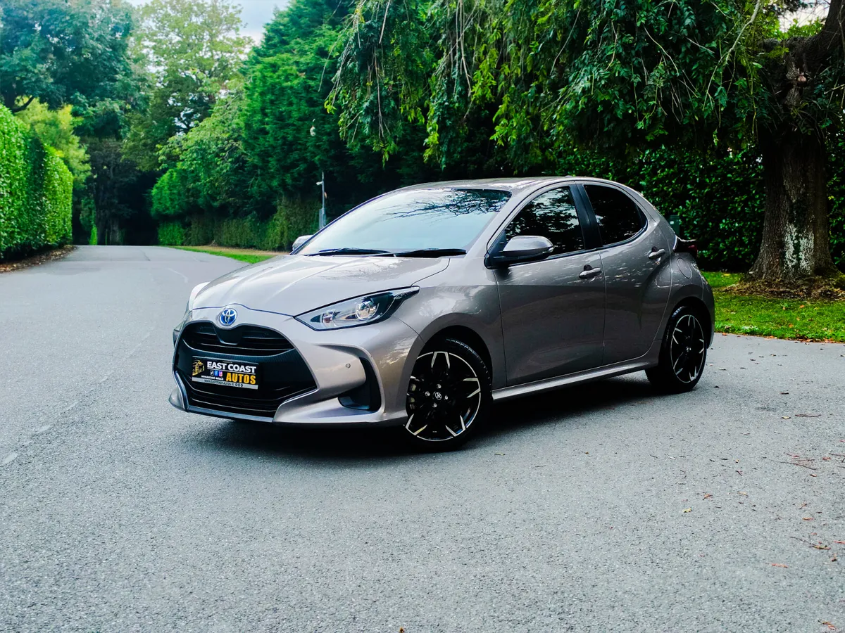 2022 Toyota Yaris 1.5 Petrol Hybrid Automatic Luna - Image 1