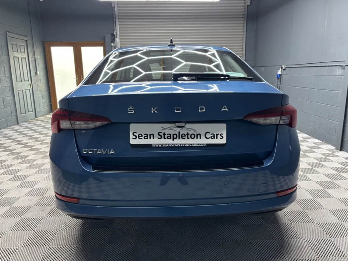 Skoda Octavia AMBITION 1.0 TSI 110HP DSG 5DR - Image 6