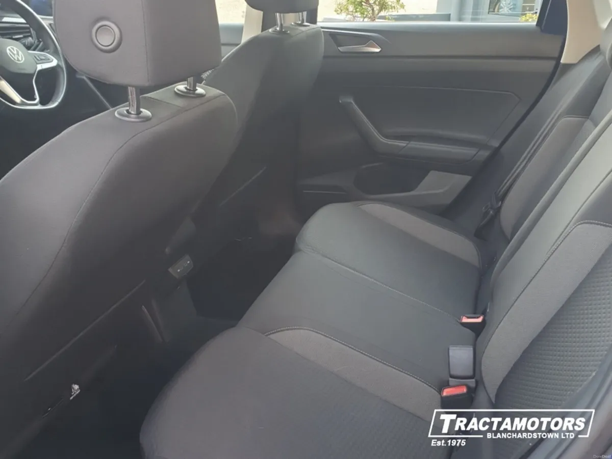 Volkswagen Polo LIFE 1.0 TSI 95BHP MANUAL 5SPEED 5 - Image 6