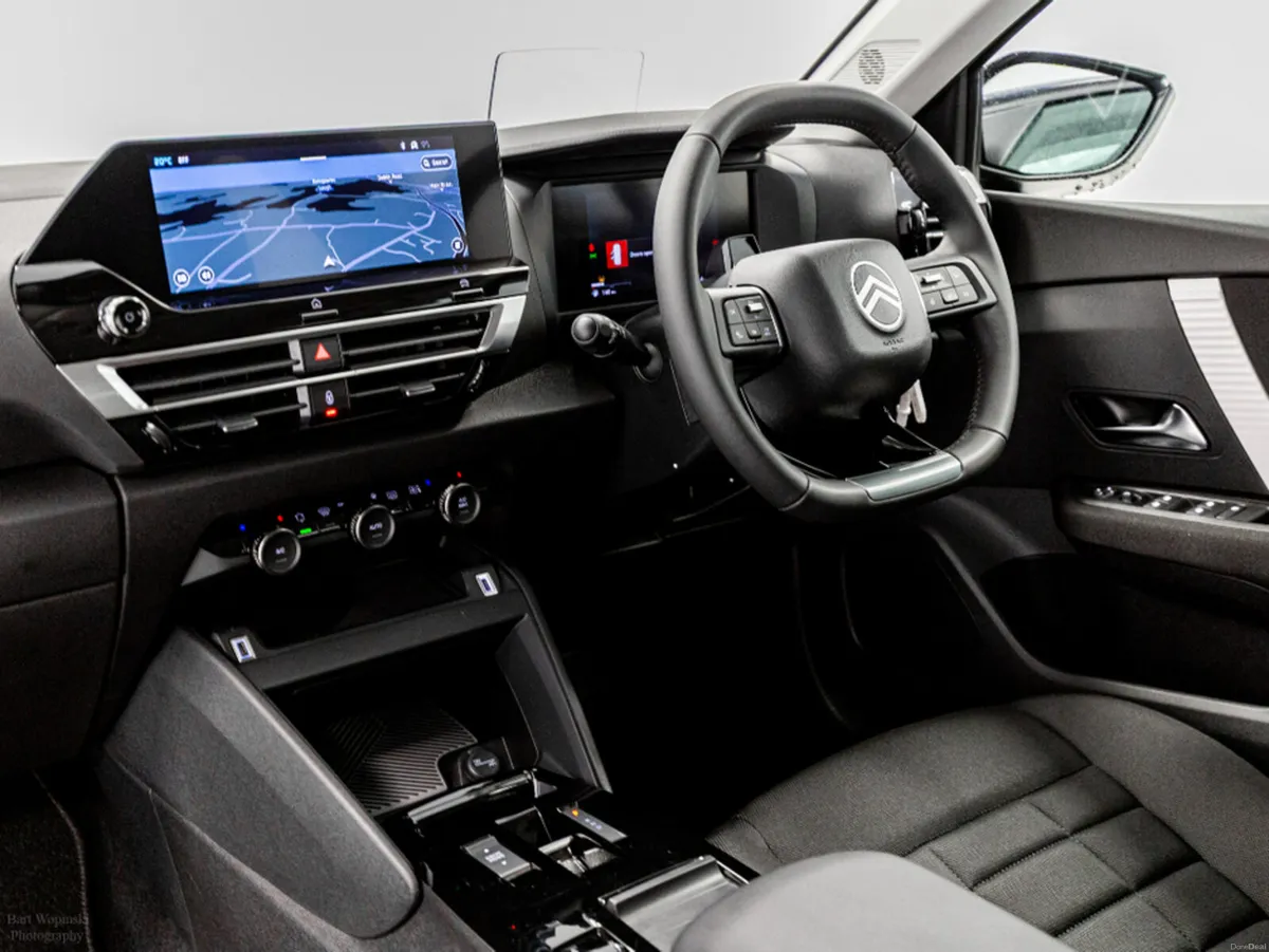 Citroen C4 Plus MHEV 48V Auto 145HP - Image 6