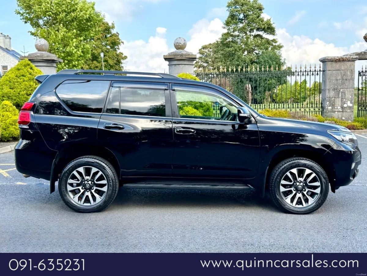 Toyota Land Cruiser 2.8 D4D TXL AUTO ==7 SEATER++ - Image 2