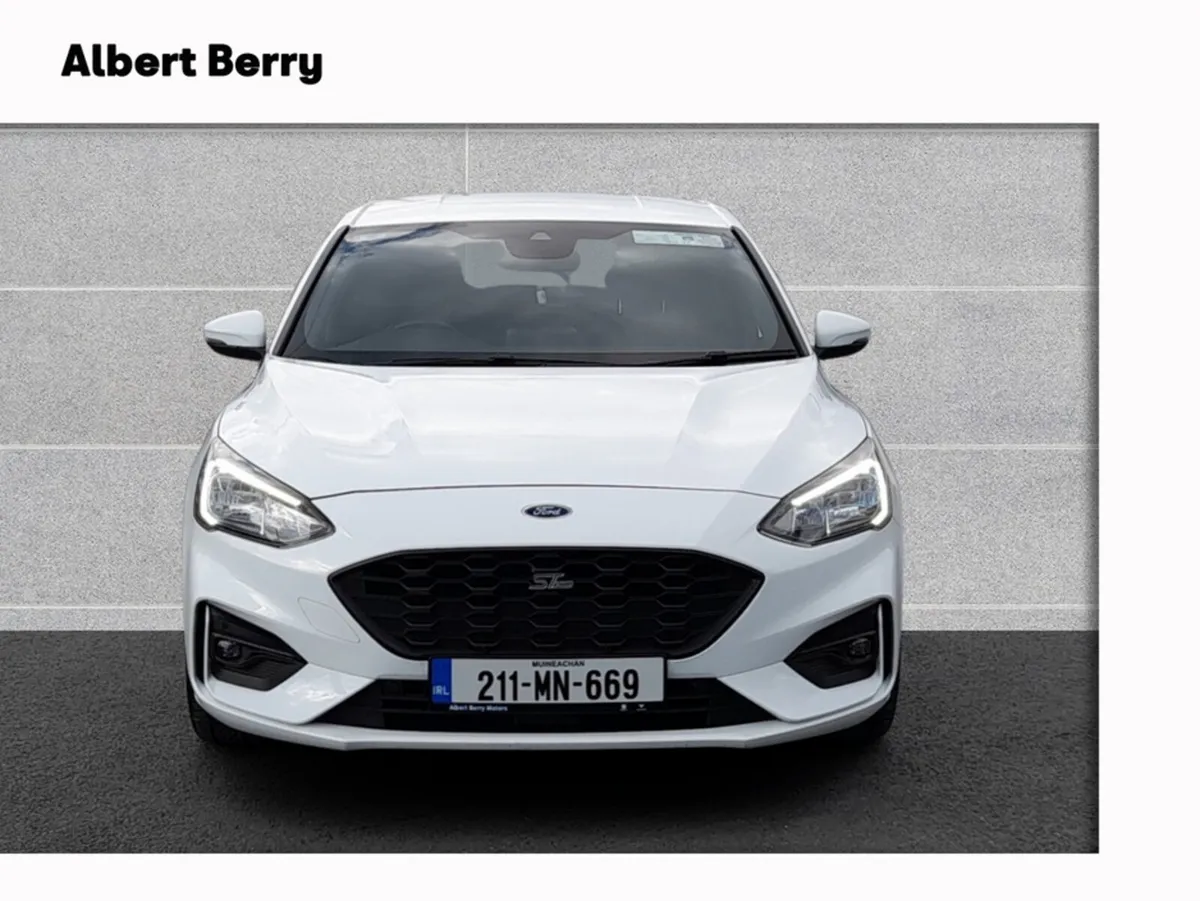 Ford Focus ST-LINE EDITION 5DR 1.5 TD 120 M6 - Image 2