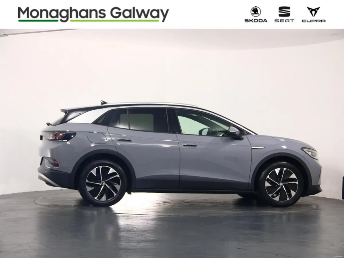 Volkswagen ID.4 STYLE 52KWH *TOP SPEC, PAN ROOF* - Image 2