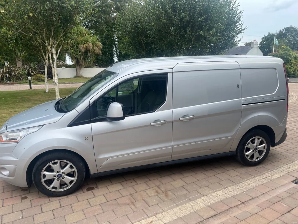 Ford Transit Connect 240 LIMITED EDITION - Image 4