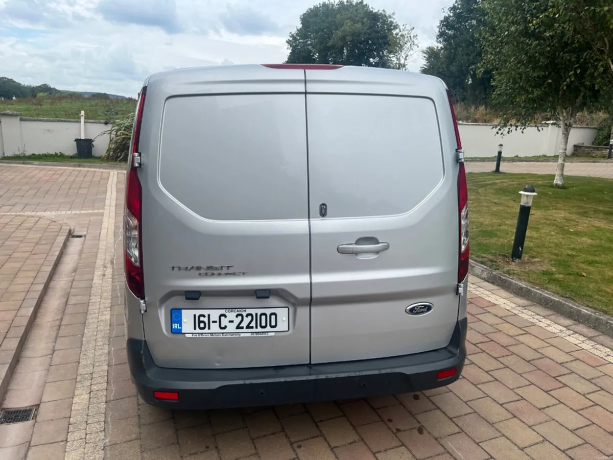 Ford Transit Connect 240 LIMITED EDITION - Image 6