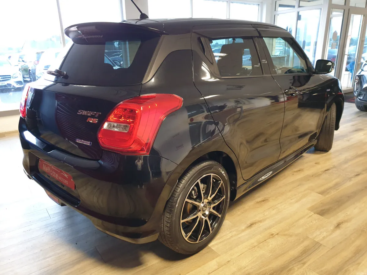 SUZUKI SWIFT 1.2 HYBRID RS LINE - Image 4