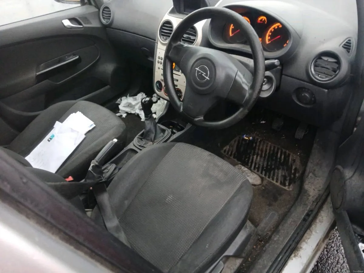 09 OPEL CORSA 1.3 TDI - Image 4