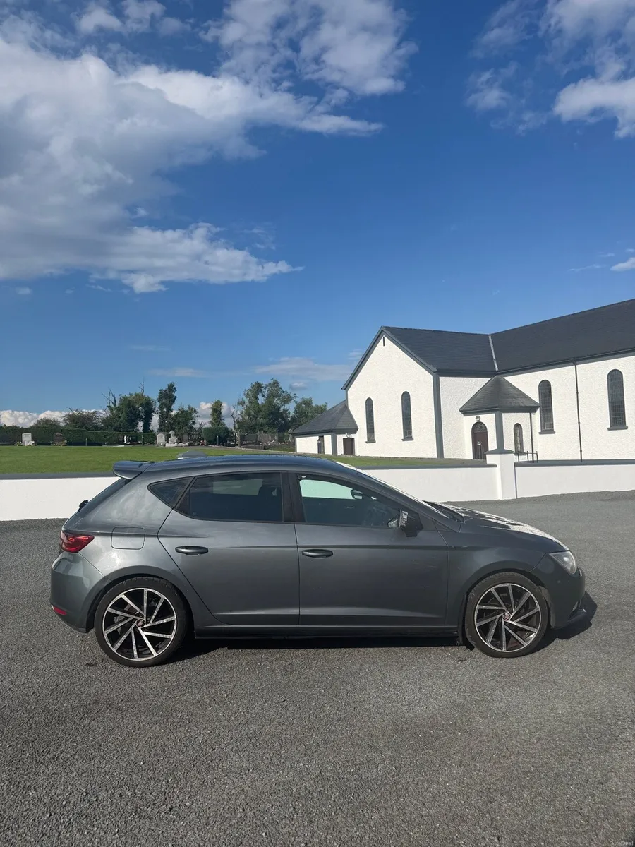 2014 seat Leon 1.6tdi (nct 4/27) - Image 2