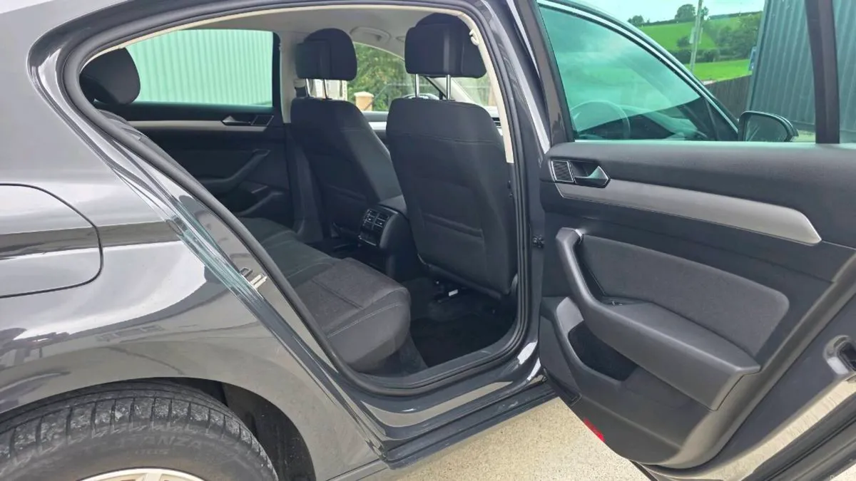2015 vw passat 1.6 diesel - Image 6