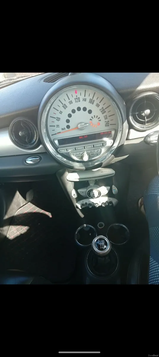 Mini Cooper - Image 5