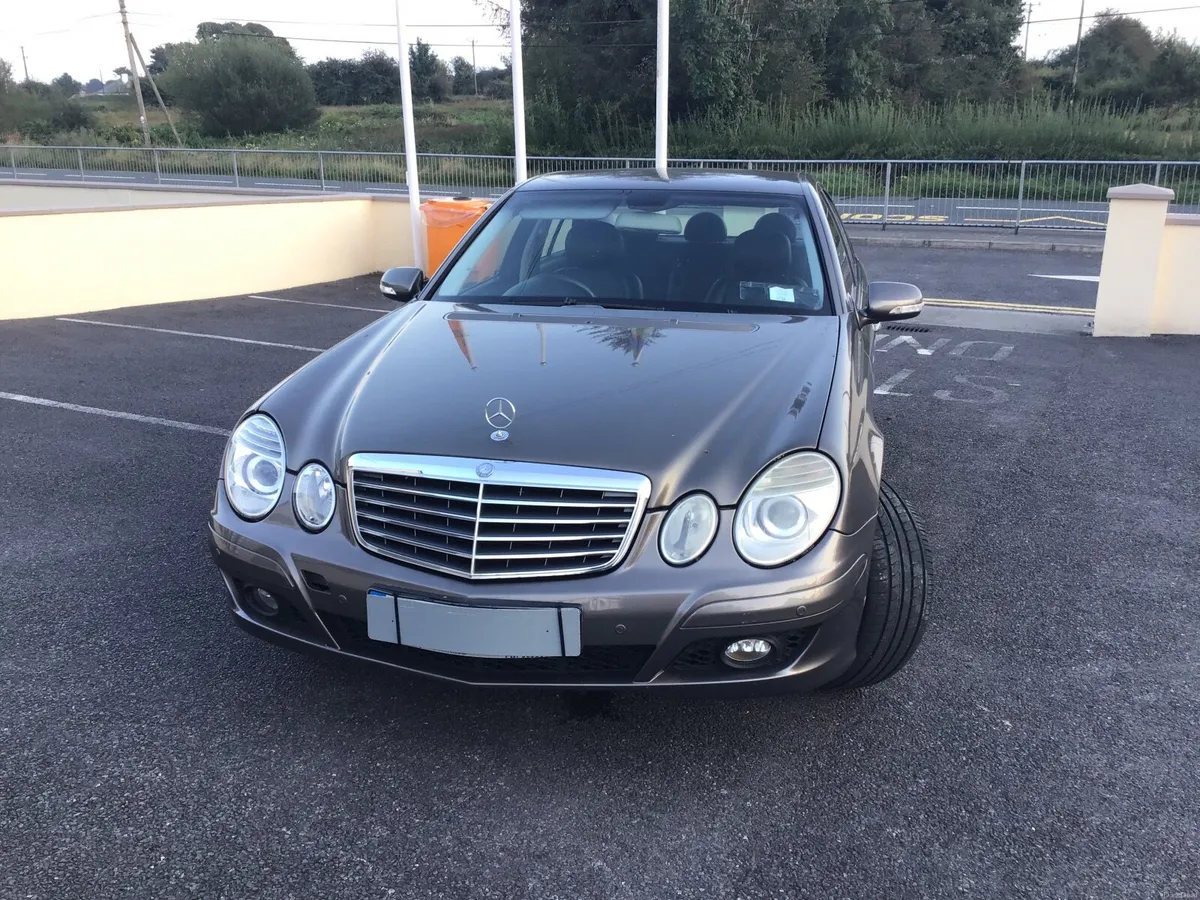 Mercedes-Benz E-Class 2007 - Image 6