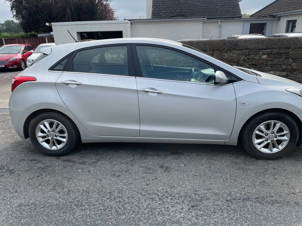 Hyundai i30 SE 1.6 Diesel 2016 - Image 2