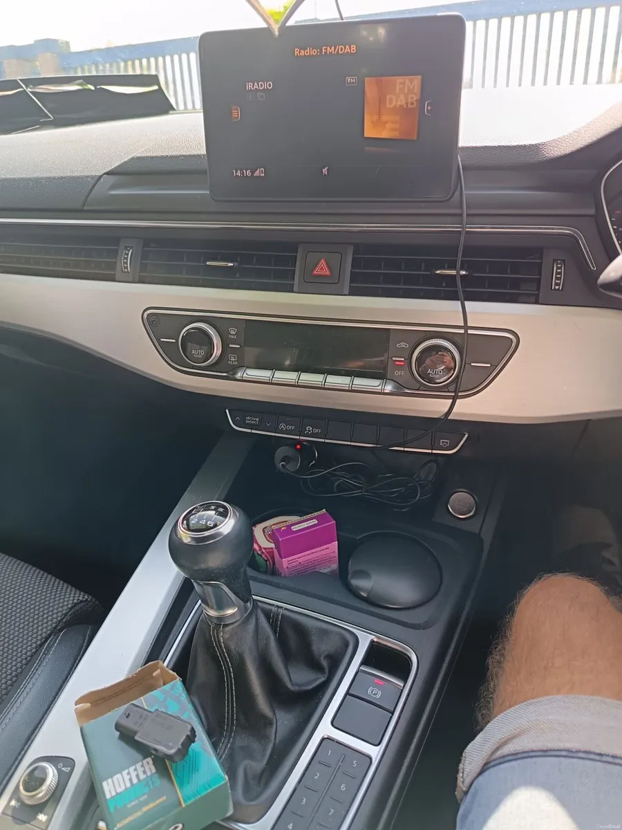 Audi A4 2016 - Image 2