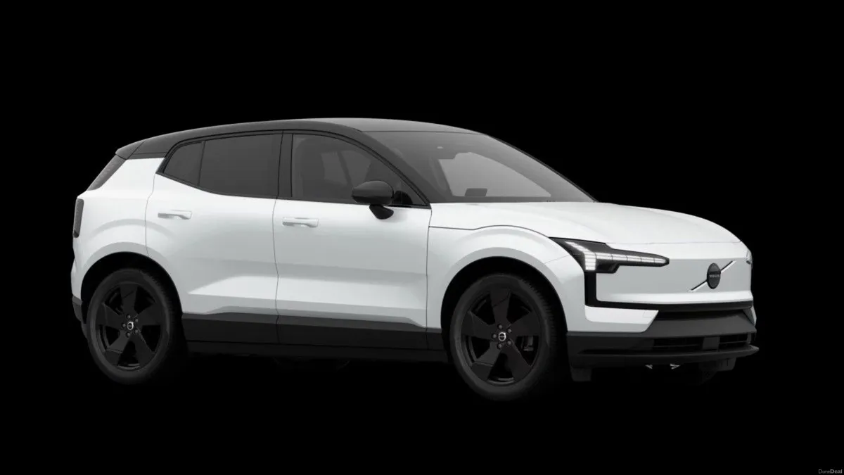 Volvo EX30 P5 PLUS LONG RANGE BLACK EDITION *ORDER - Image 4