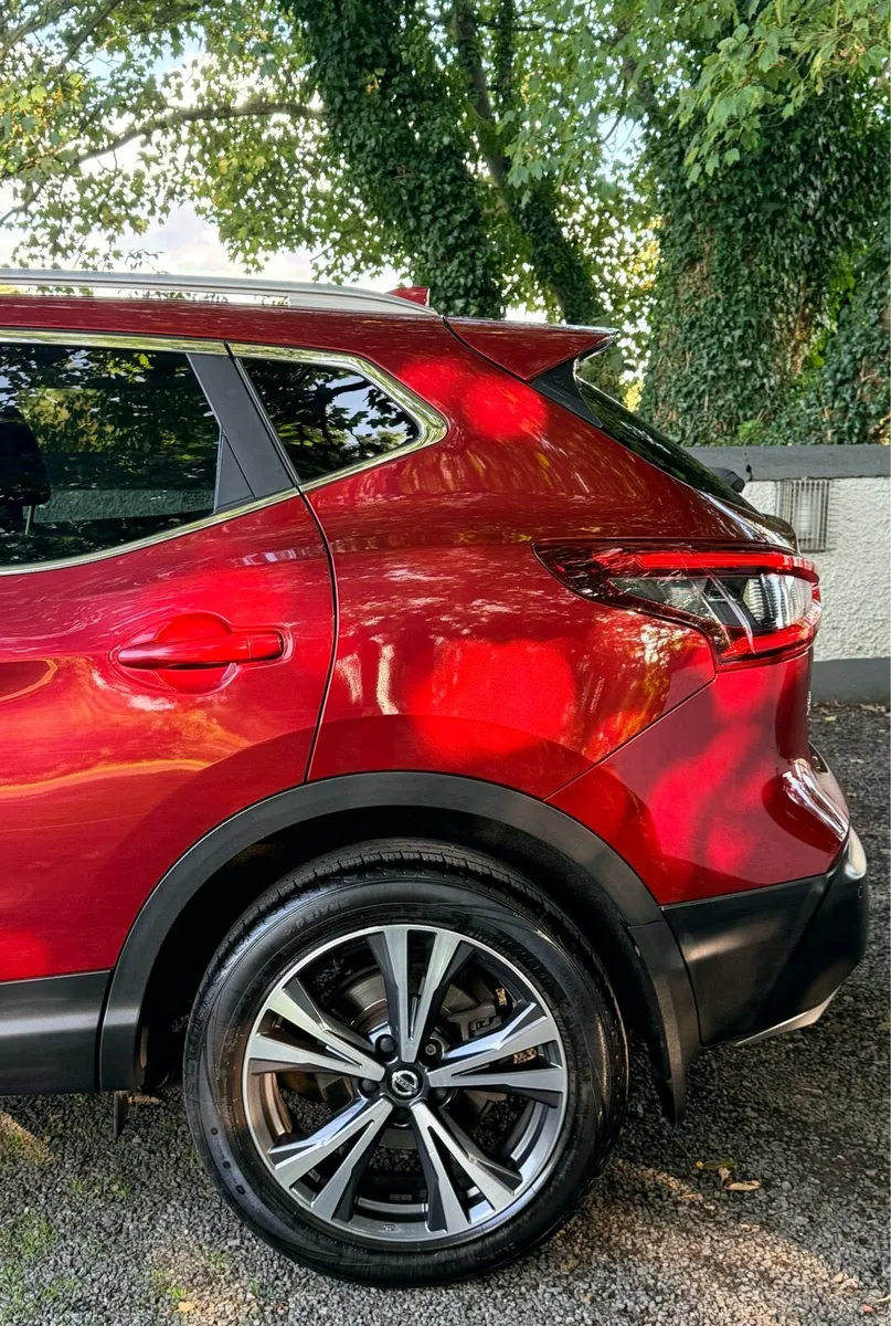 Nissan Qashqai 1.5 Diesel Premium spec - Image 6
