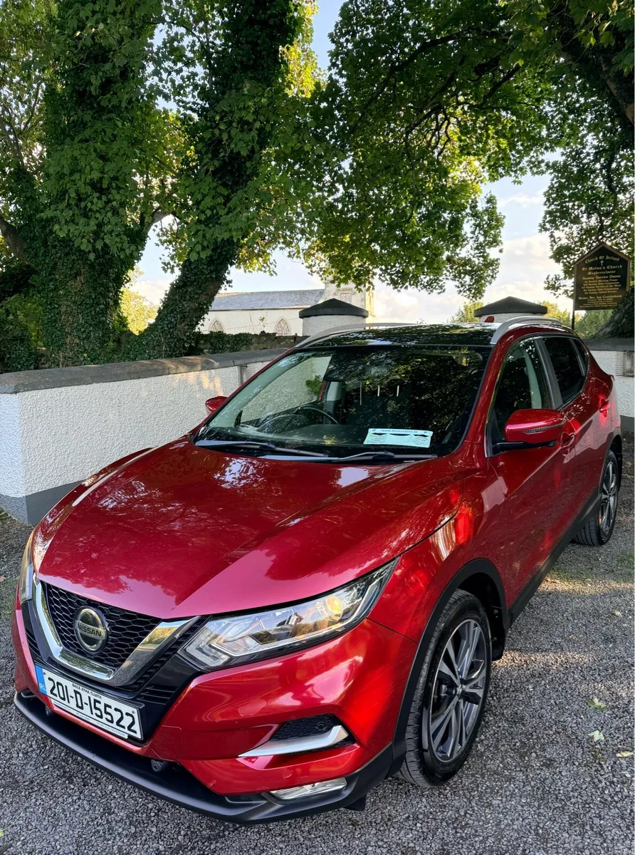 Nissan Qashqai 1.5 Diesel Premium spec - Image 2