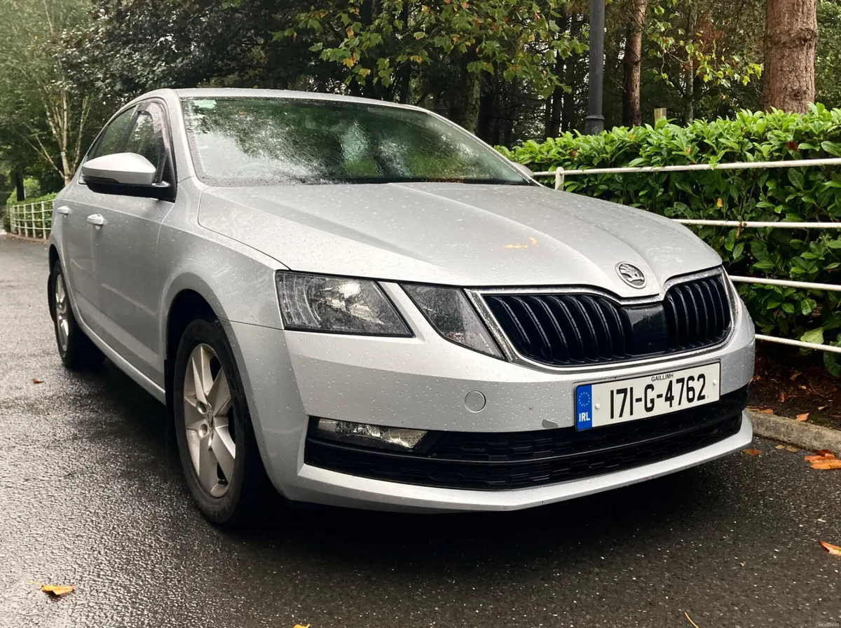Skoda Octavia 1.6 Tdi Deluxe SE Edition Pristine - Image 5