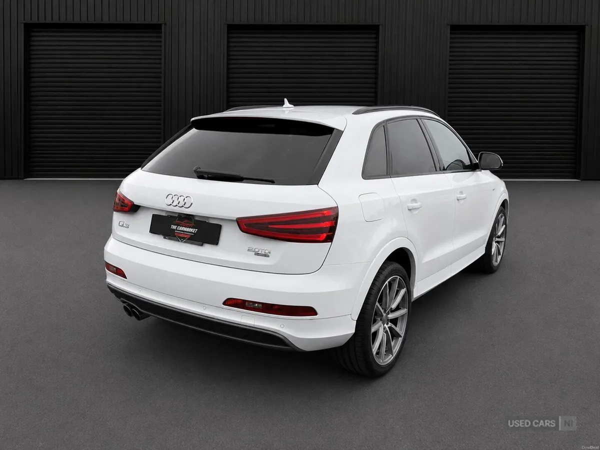 Audi Q3 2.0 TFSI S line S Tronic quattro Euro 6 (s - Image 5