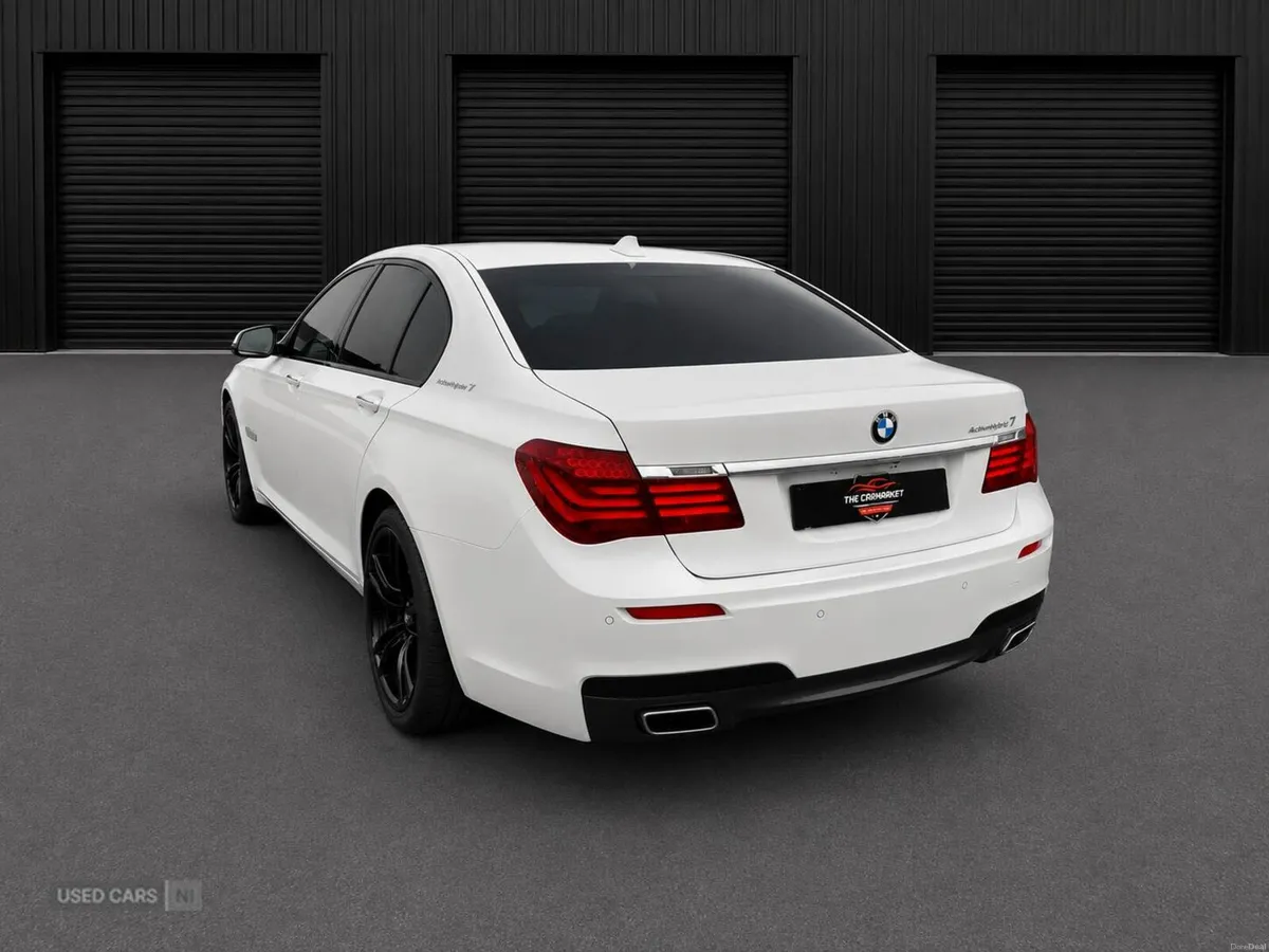 BMW 7-Series 3.0 740i ActiveHybrid 7 M Sport Auto - Image 2