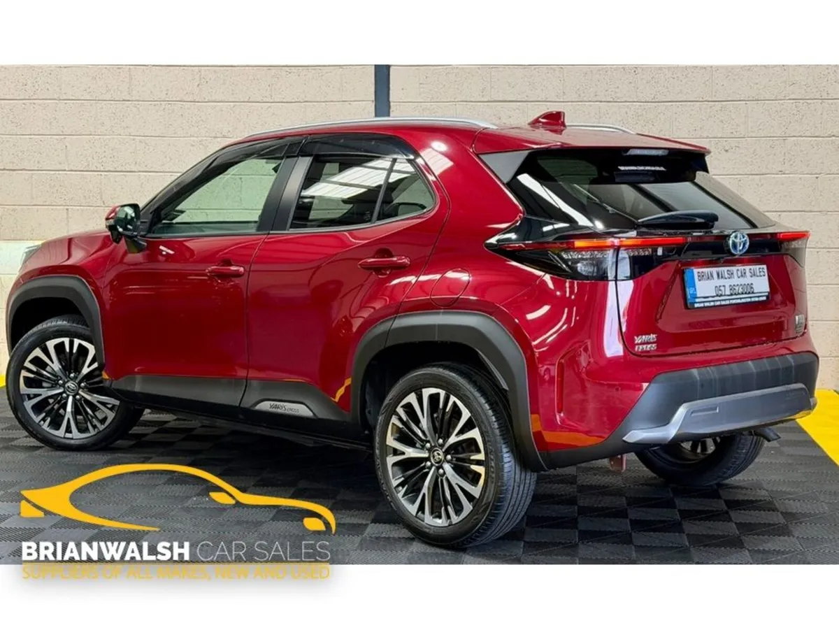 Toyota Yaris Cross Z Adventure - Image 2