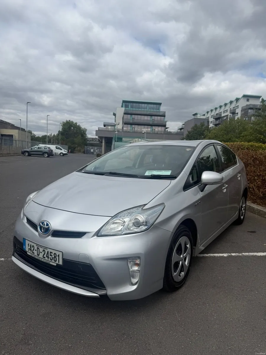 Toyota Prius - Image 2