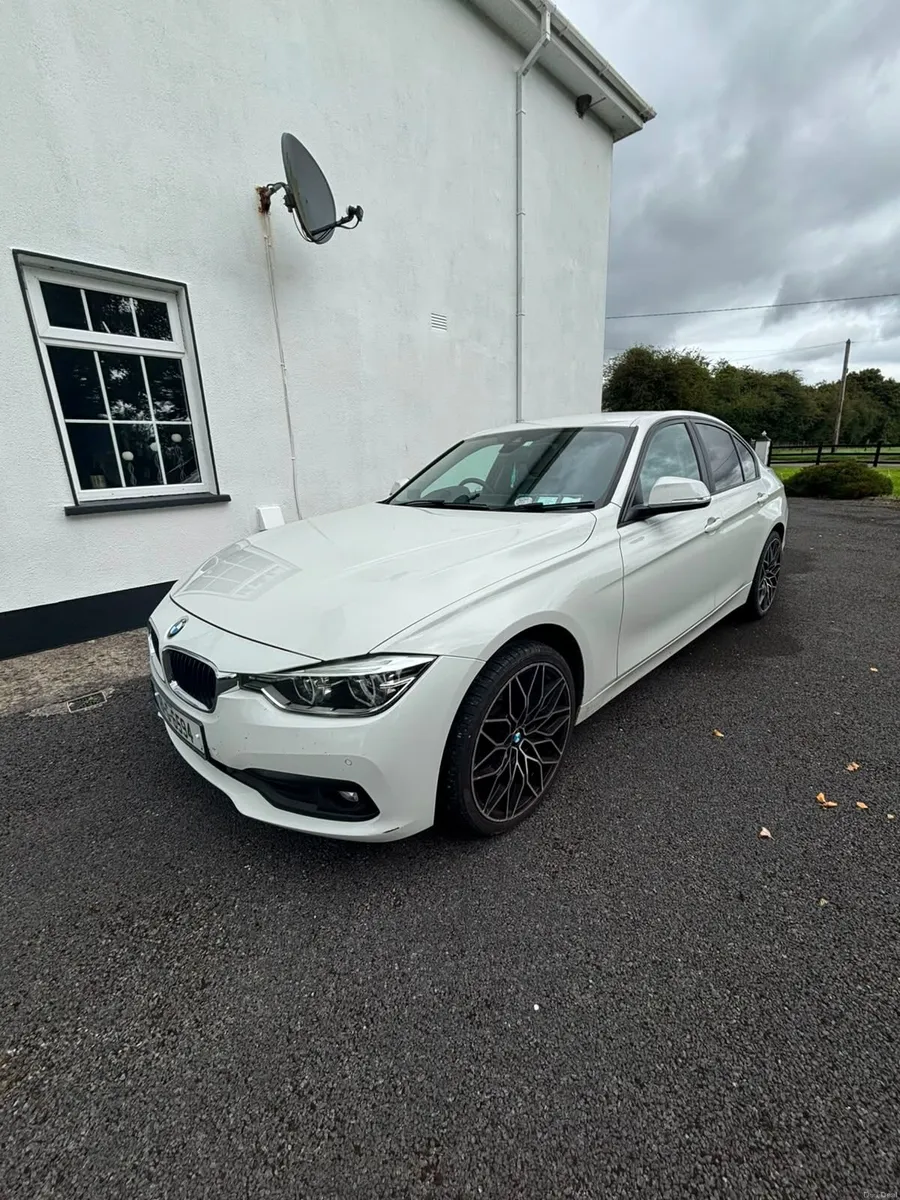 BMW 3-Series 2018 Absolute Beauty - Image 5