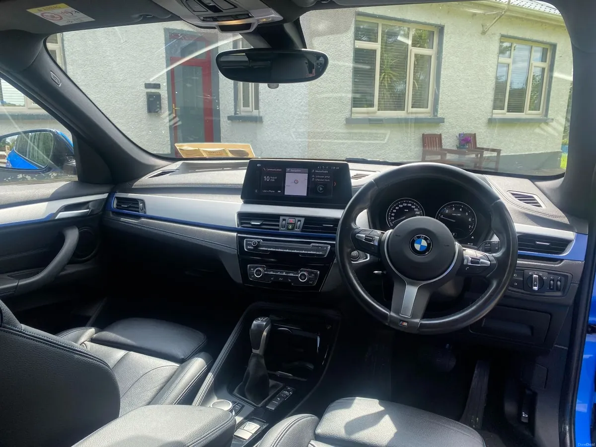 2020 X1 Hybrid AWD – Pan Roof – M Sport - Image 3