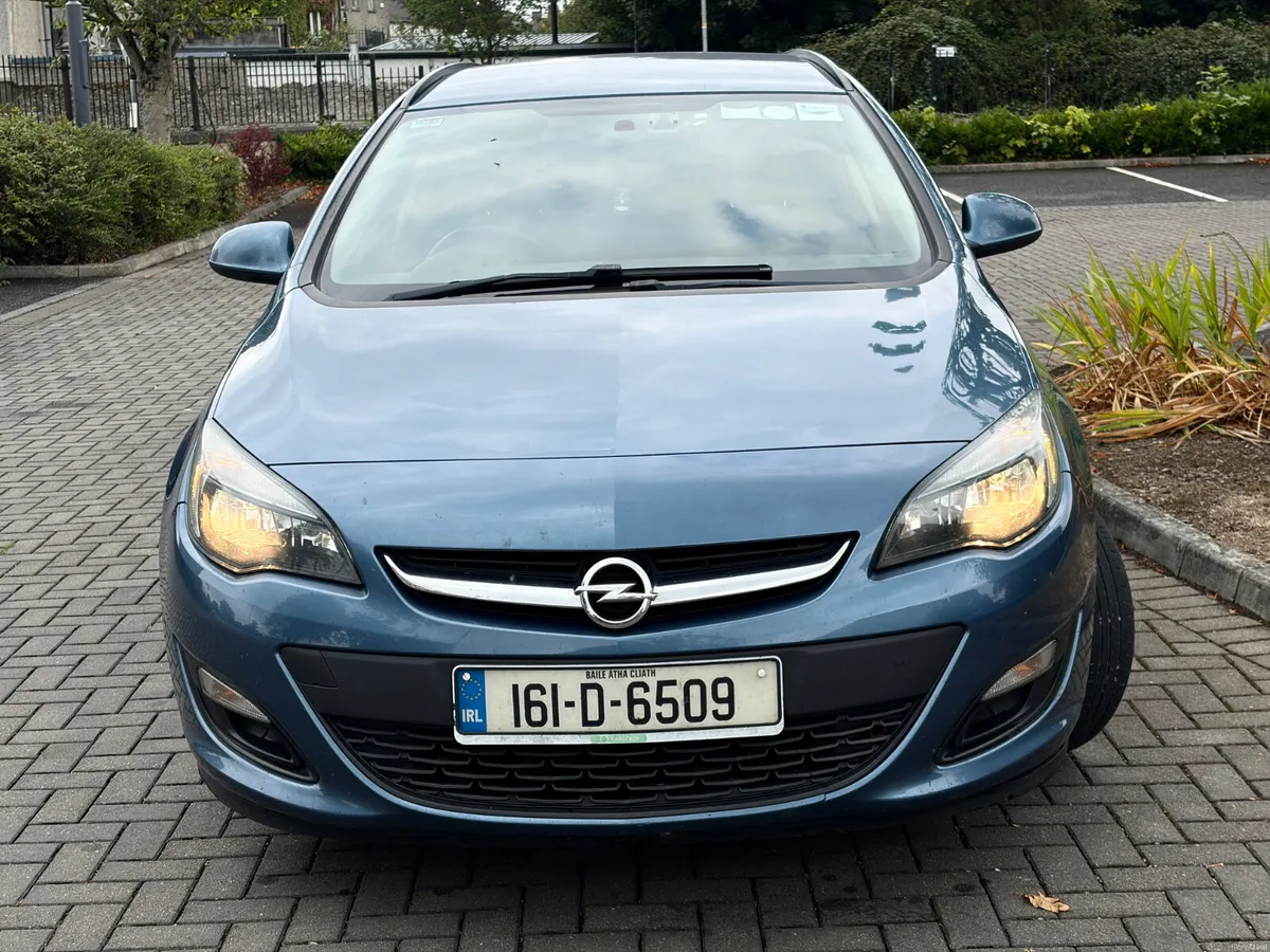 Opel Astra 2016 1.6 CDTI new nct 5/27 tax 10/26 - Image 4