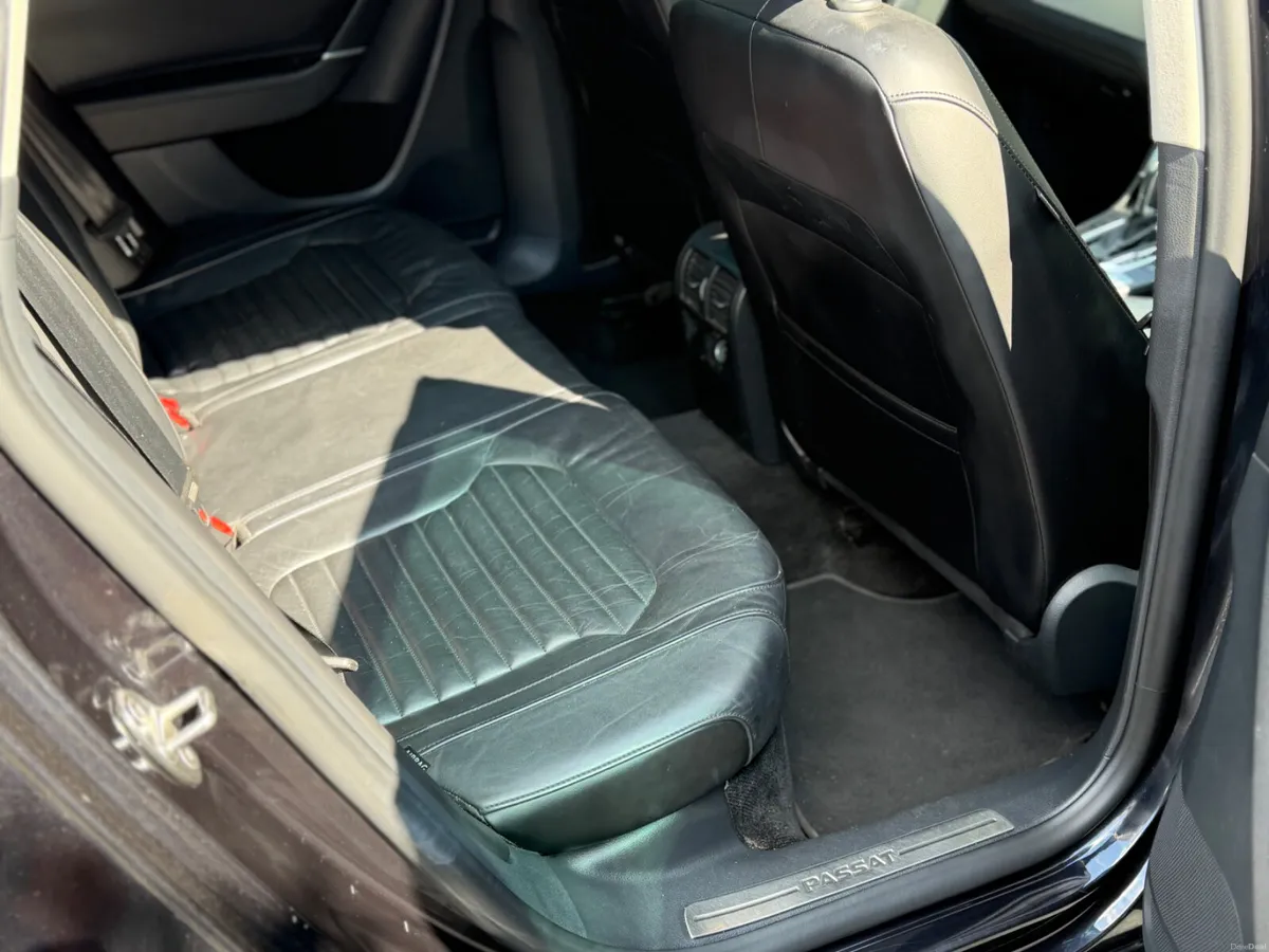 Volkswagen Passat 2013 auto - Image 5