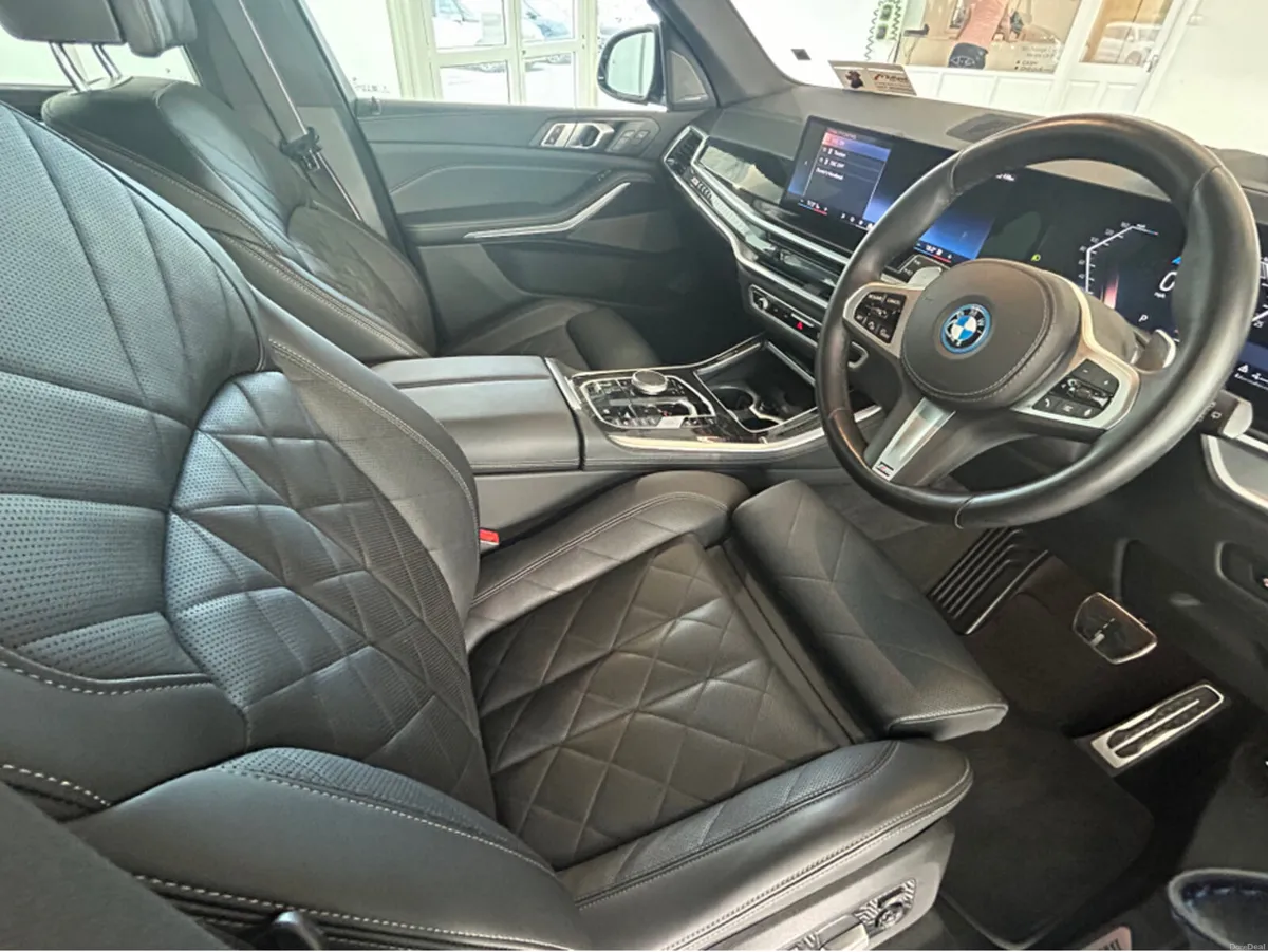 BMW X5 XDRIVE50E M SPORT*PRO /TECH/ COMFORT PACKS* - Image 4