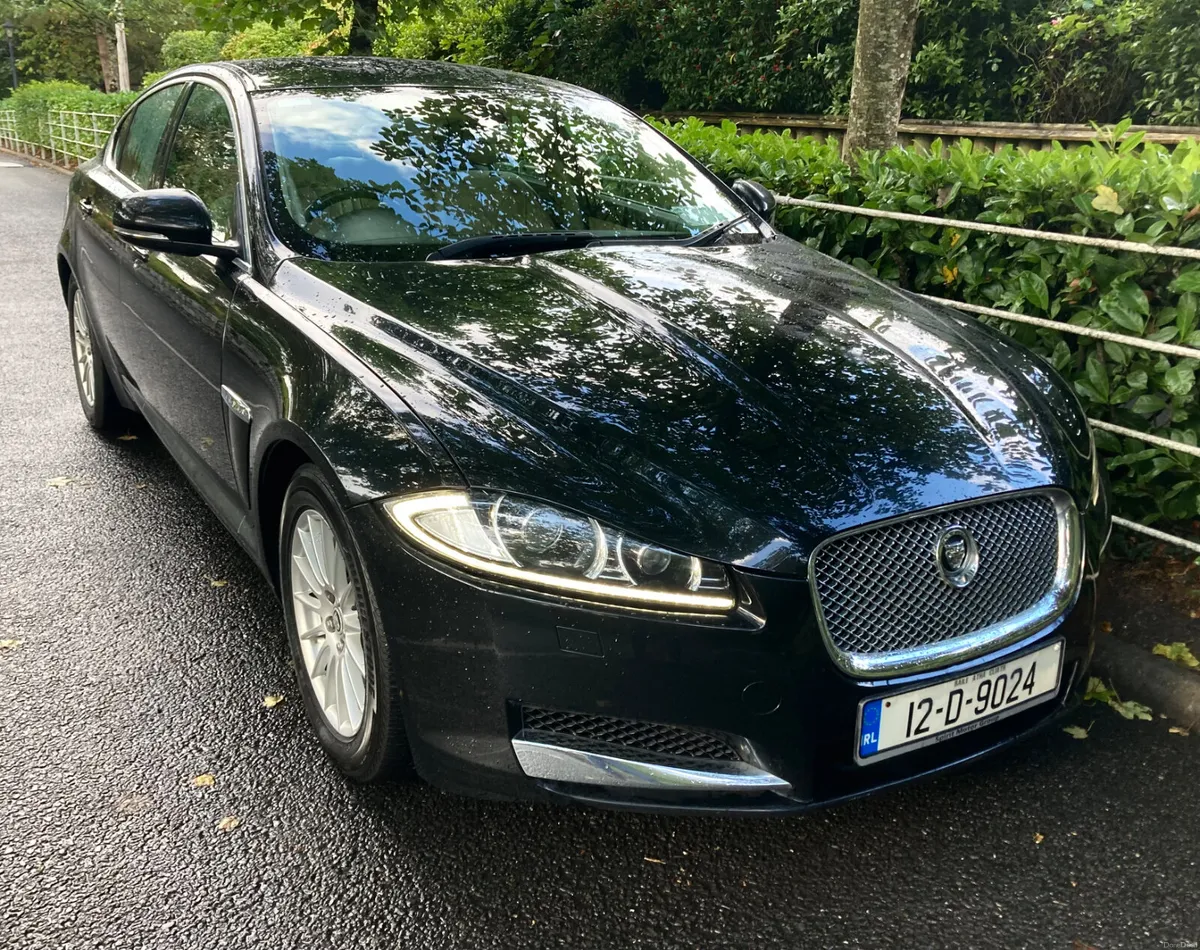 Jaguar XF 2.2D Automatic Deluxe HSE Edition 170Bhp - Image 3