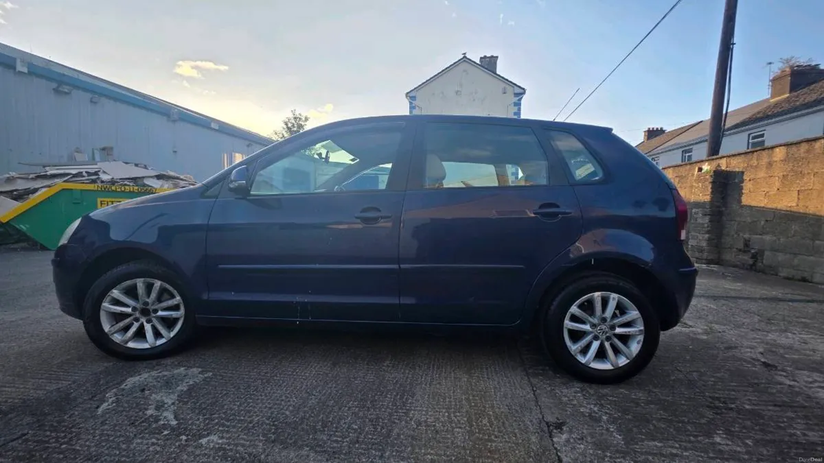 VW Polo 1.2 - Petrol 2009 - Excellent Condition - Image 3