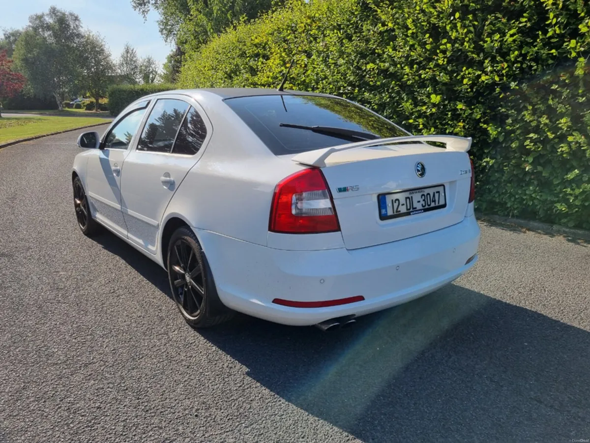 Skoda Octavia 2.0 TDI CR VRS 170BHP * TOP-SPEC VRS - Image 6