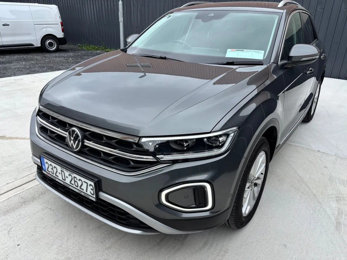 2023 Volkswagen T-Roc STYLE 1.5 TSI 150 HP DSG - Image 4