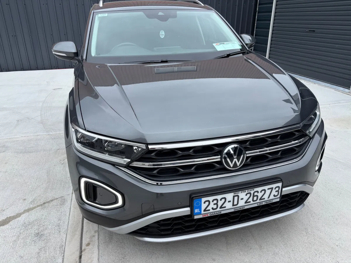 2023 Volkswagen T-Roc STYLE 1.5 TSI 150 HP DSG - Image 5