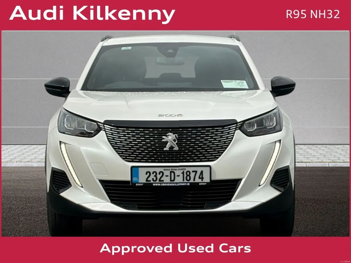 Peugeot 2008 ALLURE 1.2 100 BHP 5DR *1 OWNER - PRI - Image 2