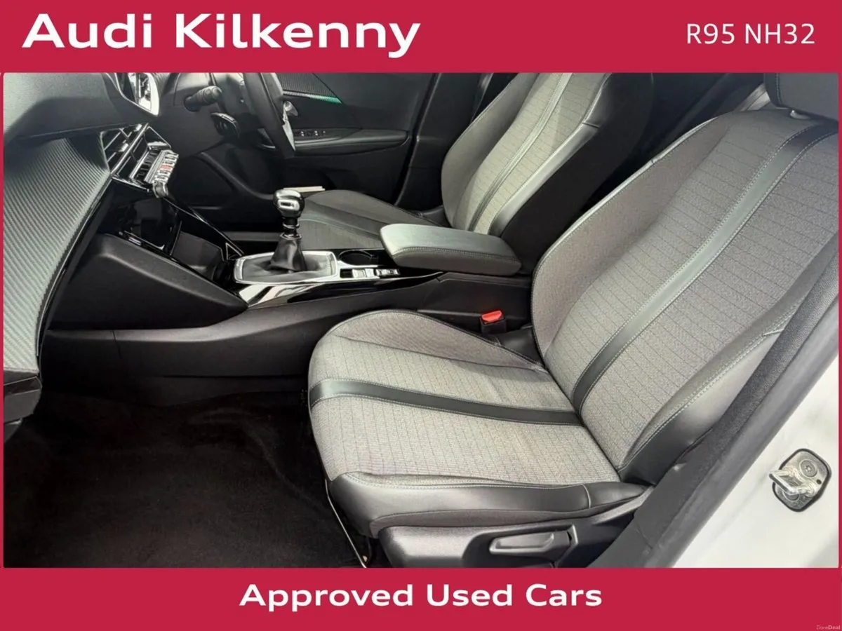 Peugeot 2008 ALLURE 1.2 100 BHP 5DR *1 OWNER - PRI - Image 6