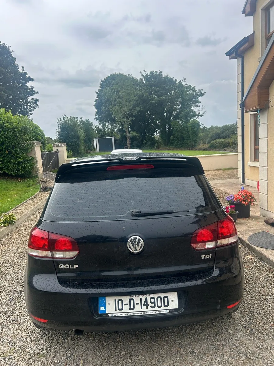 Volkswagen Golf 2010 - Image 4