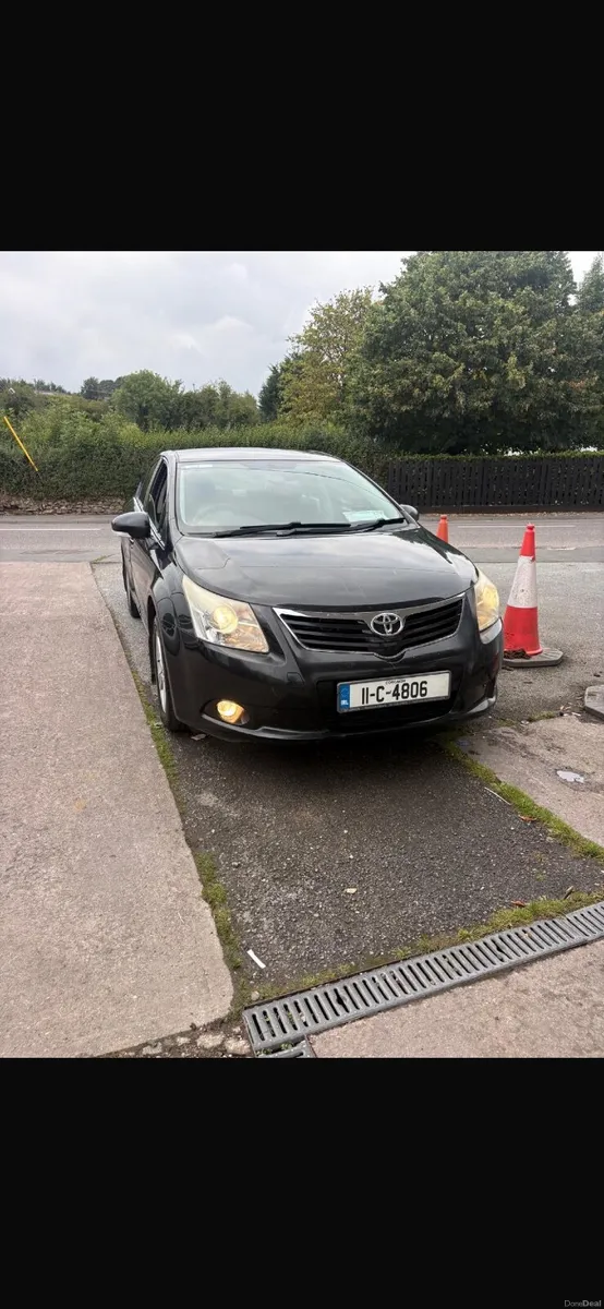 Toyota Avensis 2011 - Image 1