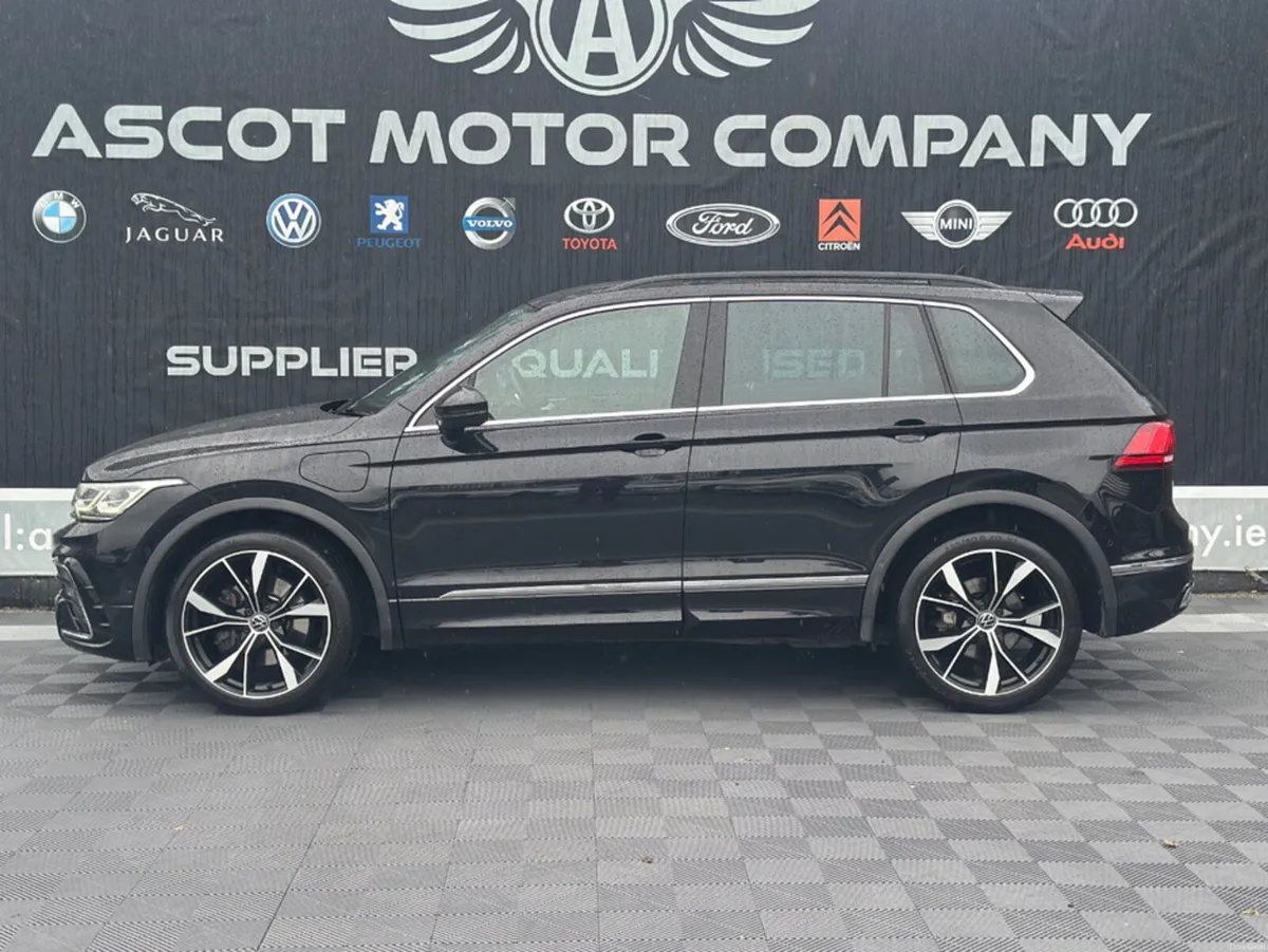 Volkswagen Tiguan 1.4 TSI R-LINE 245PS 5DR - Image 4