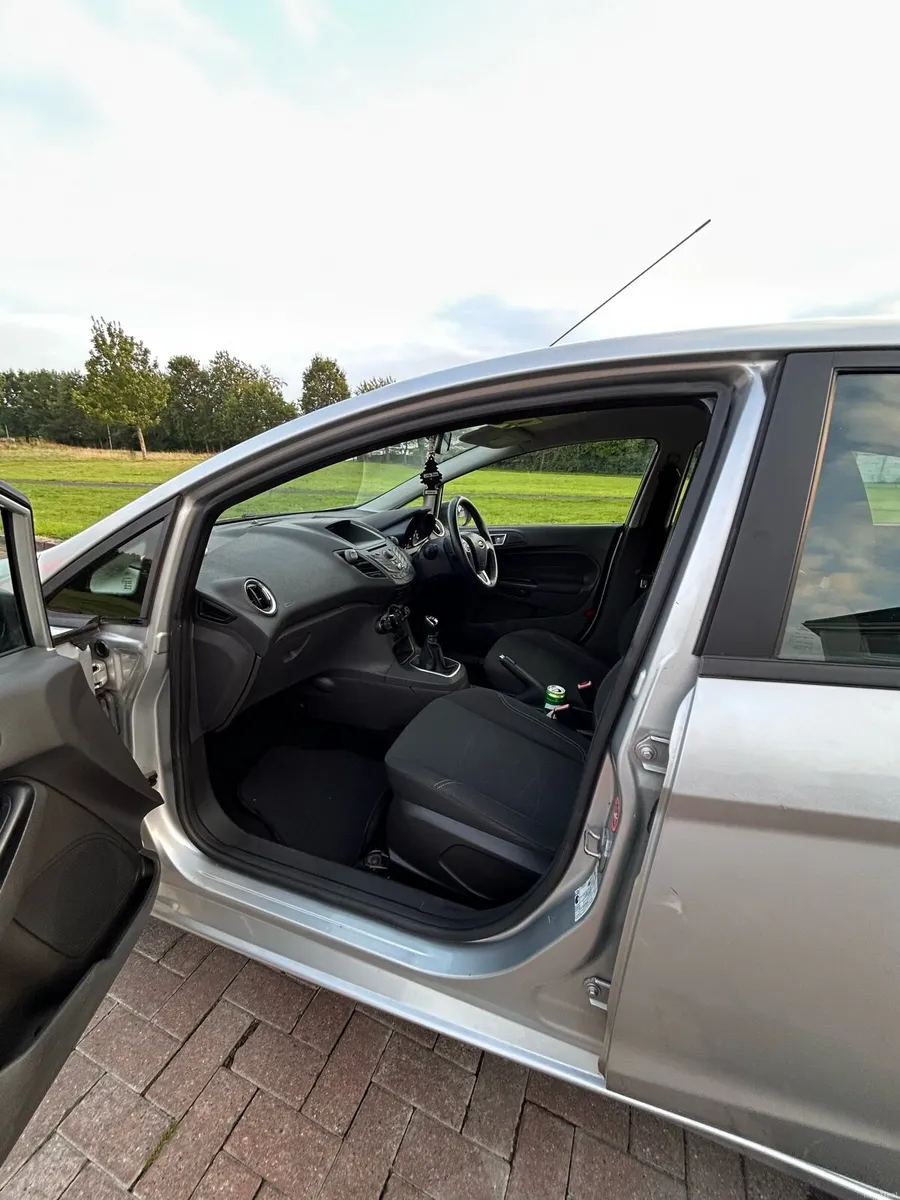 FORD FIESTA 2013 ZETEC 1.25 60PS - Image 3
