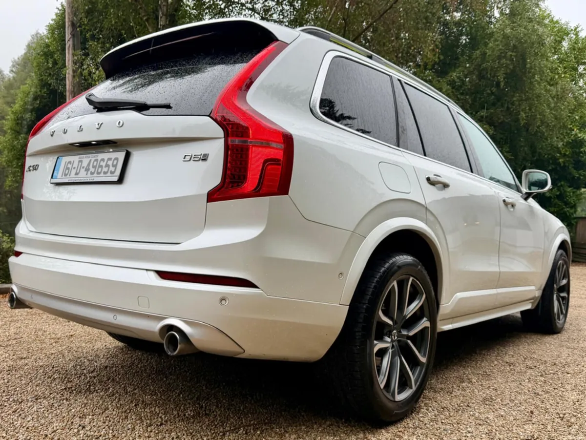 Volvo XC90 2.0 D5 MOMENTUM 225BHP ALL WHEEL DRIVE* - Image 5