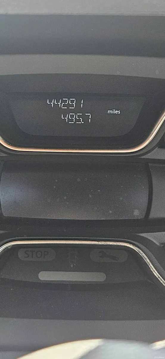 2018 Renault Captur GT Line 0.9 TCE NAV - Image 6
