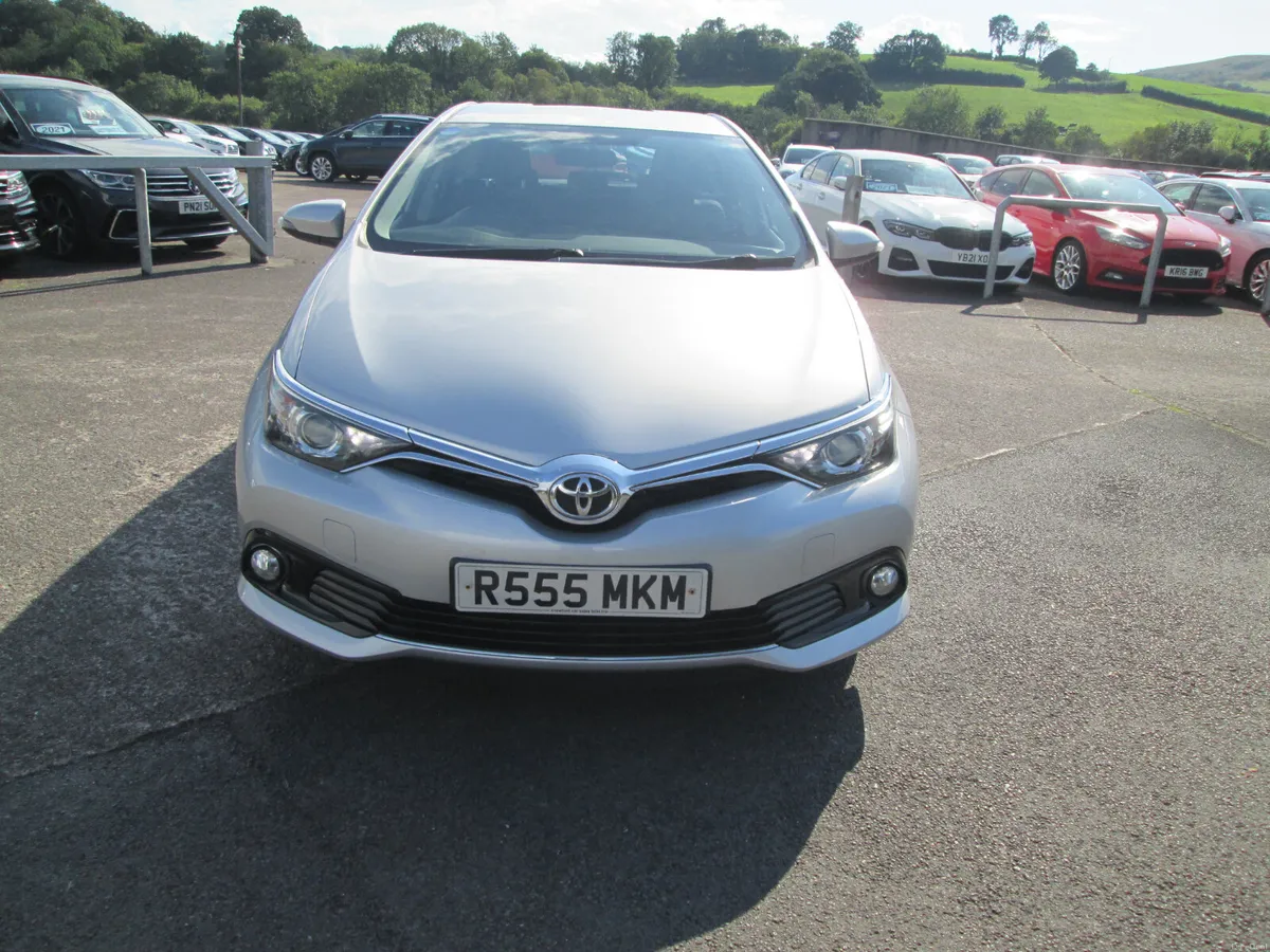 2016  TOYOTA  AURIS  1.6  D-4D  BUSINESS  EDITION - Image 3