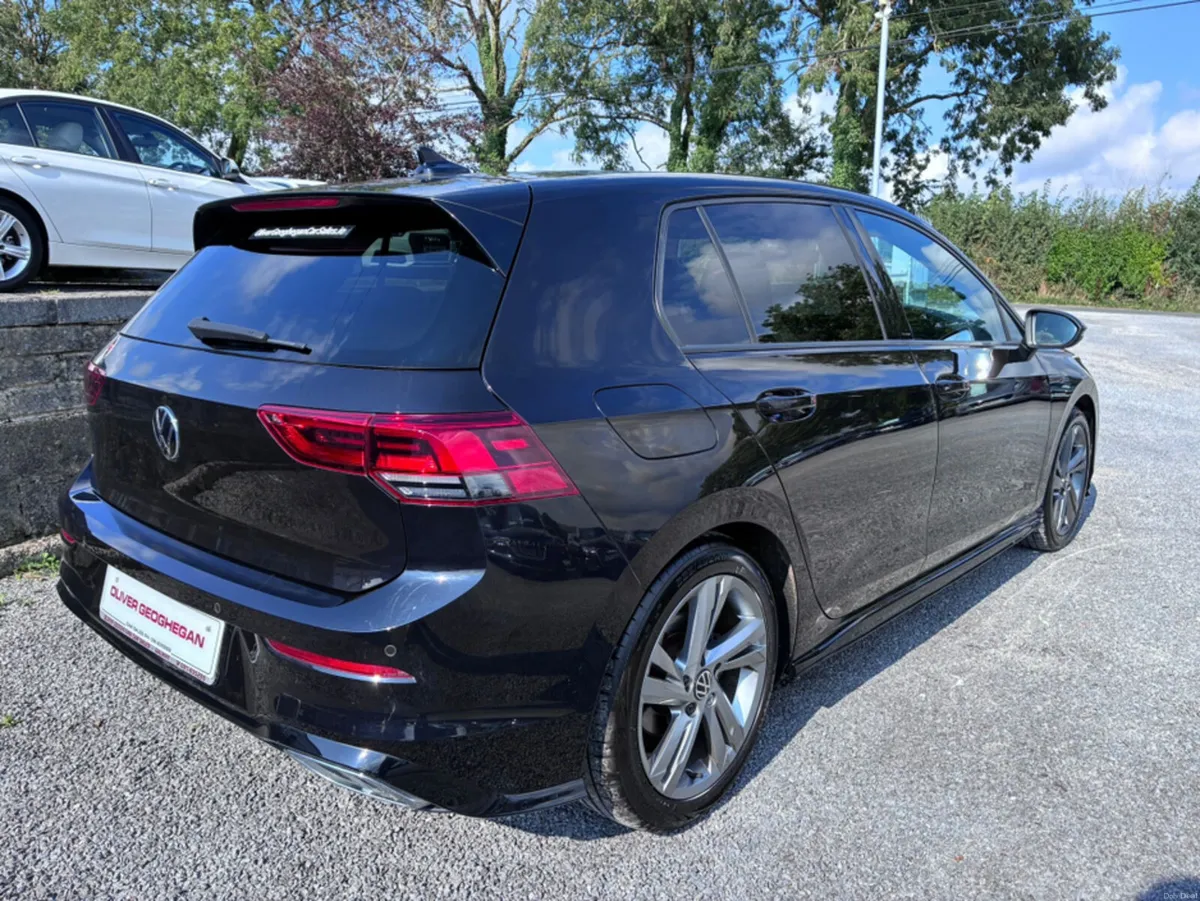 Volkswagen Golf 2.0 TDI R-LINE AUTO 150 BHP - Image 3