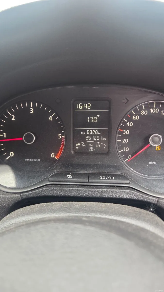 Volkswagen Polo 2012 - Image 3