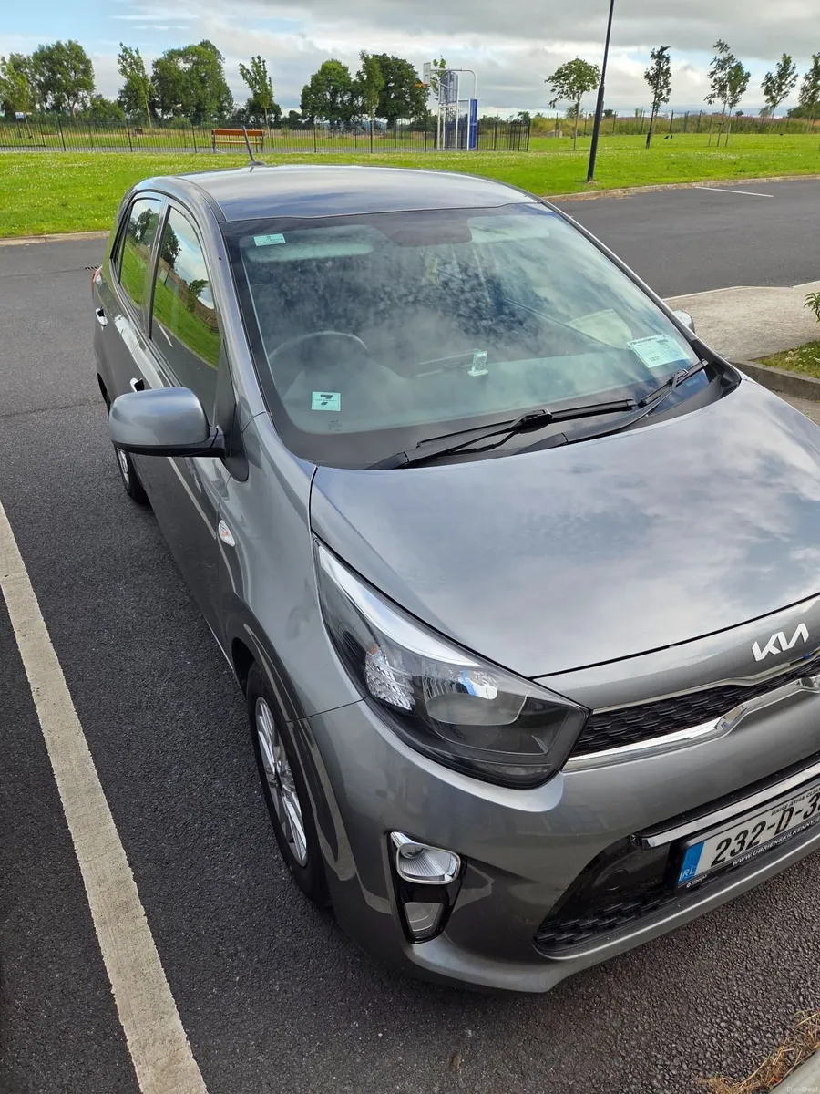 2023 (232) Kia Picanto Petrol Automatic - Image 1